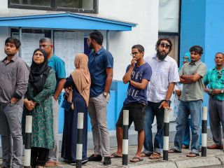 ވޯޓުލުމަށް ބަޔަކު ކިޔުގައި