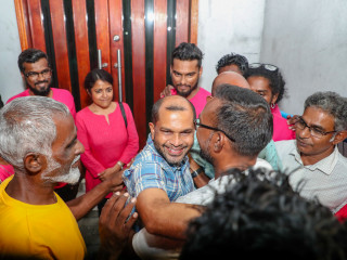 މިދިޔަމަހުގެ 24 ވަނަ ދުވަހު ނަދީމް ދޫކޮށްލުމުން ސަޕޯޓަރުންނާއެކު