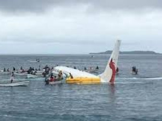 އެއަރ ނިއުގިނީގެ ފްލައިޓެއް މައިކްރޮނީޝިއާގެ ފަޅަކަށް ވެއްޓިއްޖެ