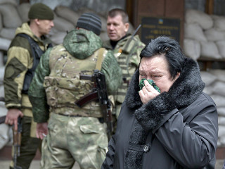 އިރުމަތީ ޔޫކްރެއިންގައި މައިނެއް ގޮވައިގެން އެ ސަރަހައްދުގެ ސިފައިން ހަރަކާތްތެރި ވަނީ