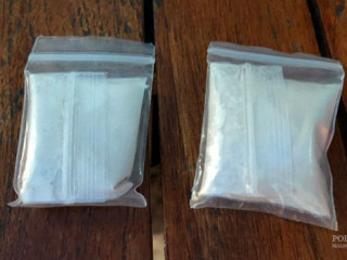 ޅ. ނައިފަރަށް އެތެރެކުރަން އުޅުނު މަސްތުވާތަކެތި