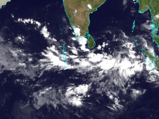 ހުޅަނގު މޫސުމުގައި ކުރަމުންދާ ވިއްސާރައިގައި އުފެދިފައިވާ ކޮޅިގަނޑު