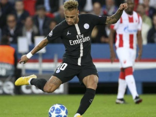 ނޭމާ ވަނީ ހެޓްރިކެއް ހަދާފައި