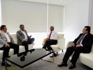 އިންތިޚާބީ ރައީސް މިނިސްޓަރު ފައިޒަރުއާ އެކު