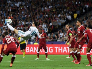 ބޭލް ވަނީ ޗެމްޕިއަންސް ލީގް ފައިނަލްގައި 2 ލަނޑު ޖަހާފައި