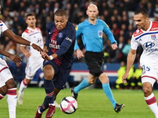 އެމްބާޕޭ ވަނީ 13 މިނެޓް ތެރޭ 4 ގޯލު ޖަހާފައި