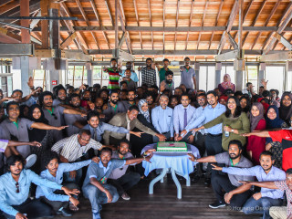 އެޗްޑީސީގެ މުއައްޒަފުން އިތުރު ގަޑީގައި މަސައްކަތް ނުކުރަން އަންގައިފި