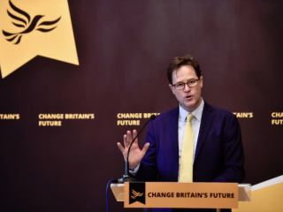 ފޭސްބުކްގެ ހެޑް އޮފް ގްލޯބަލް އެފެއާޒްއަށް އިނގިރޭސި ވިލާތުގެ ކުރީގެ ޑެޕިއުޓީ ޕްރައިމް މިނިސްޓަރ