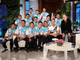 ހޮހަޅައިގައި ތާށިވި ވައިލްޑް ބޯރސް ޓީމް އެލަން ޝޯވއަށް؛ އިބްރަހަމޮވިޗް ބުނީ އެއީ ދުނިޔޭގެ \'އެންމެ ބެސްޓް\' ޓީމް ކަމަށް