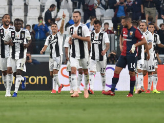 ޔުވަންޓަސް ކުޅުންތެރިން އުފާފާޅުކުރަނީ