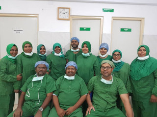 ހުޅު ބަދަލު ކުރުމުގެ ކާމިޔާބު އޮޕަރޭޝަންގައި ހަރަކާތްތެރިވި ޑޮކްޓަރުންގެ ޓީމް