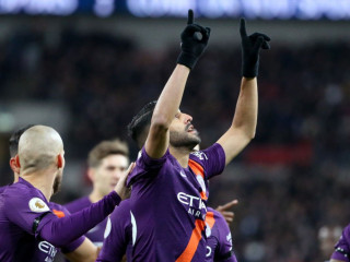 ސިޓީ ކުޅުންތެރިން ލަނޑު ޖެހުމަށްފަހު އުފާފާޅުކުރަނީ