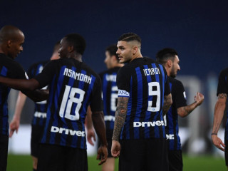 އިންޓަގެ ކުޅުންތެރިން އުފާ ފާޅުކުރަނީ