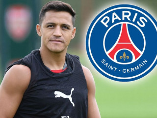 ޔުނައިޓެޑަށް ކުޅެމުން އަންނަ އެލެކްސަސް ސަންޗޭޒް