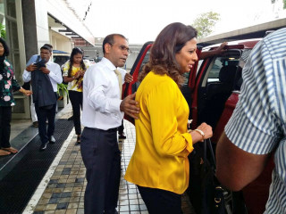 ރައީސް ނަޝީދާއި އެމަނިކުފާނުގެ އަނބިކަނބަލުން ލައިލާ އަލީ