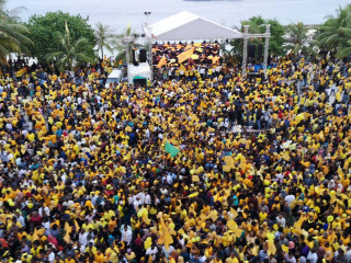 ރައީސް ނަޝީދަށް އުތުރި އެރި ހިތާހިތުގެ ގުޅުމުން އަނެއްކާ ވެސް ރެކޯޑެއް!