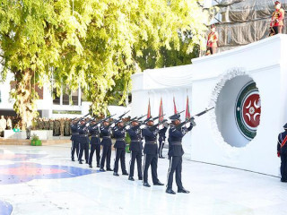 ޝަހީދުންގެ ހަނދާނީ ބިނާގައި ދިދަ މައުންޓުކުރުމާއި ގާޑް މައުންޓުކުރުން މާދަމާ