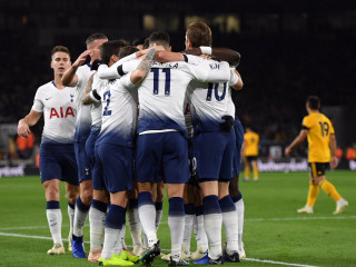 ޕްރިމިއާ ލީގު: ޓޮޓެންހަމް އާއި ޔުނައިޓެޑަށް މޮޅެއް، އާސެނަލް އާއި ލިވަޕޫލްގެ ކުރިމަތިލުން އެއްވަރު