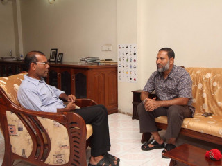 ރައީސް ނަޝީދާއި އެިމްރާން ބައްދަލު ކުރައްވަނީ