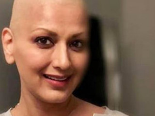 ކީމޯތަރަޕީގެ ސަބަބުން ސޮނާލީގެ ލޮލުގެ ފެނުމަށް ގެއްލުން ވަނީ