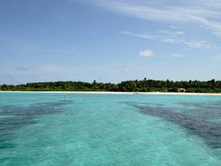 ބ. ހިނބަޅިދޫ: ހަތިޔާރު ފެނިގެން ކަމަށް ބުނެ އެރަށަށް ފުލުހުން އެރީ 2016 ވަނަ އަހަރު