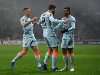 ޗެލްސީގެ ކުޅުންތެރިން އުފާފާޅުކުރަނީ