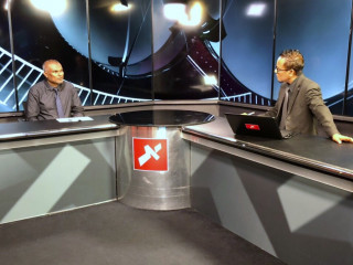 ނާޒިމް ފަލަ ސުރުޚީ ޕްރޮގްރާމްގައި