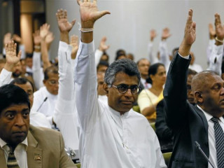 ލަންކާގެ ޤާނޫނު ހަދާ މަޖިލިސް އުވާލި މައްސަލަ ކޯޓަށް ބަލައިގެންފި