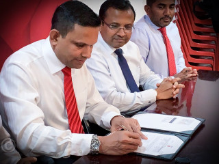 ނާޒިމް ޖޭޕީއަށް ސޮއި ކުރެއްވި ރަސްމިއްޔާތުގެ ތެރެއިން