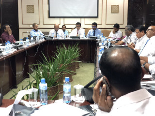 ރައްޔިތުންގެ މަޖިލީހުގެ ބަޖެޓް ކޮމެޓީ:-މި ކޮމެޓީއަށް 5 މުވައްސަސާއެއްް ހާޒިރުކޮށްފައިވޭ