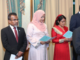 ރައީސް މައުމޫނުގެ ފަރާތުން ކެބިނެޓަށް ފުރަތަމަ ހުށަހެޅުއްވީ ހުސް އަންހެން ބޭފުޅުންގެ ނަން!