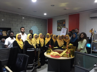 ދުވާފަރުގެ ކަނބަލުން ރާއްޖެ ޓީވީއަށް ޖާފަތް ހަދިޔާ ކުރަނީ