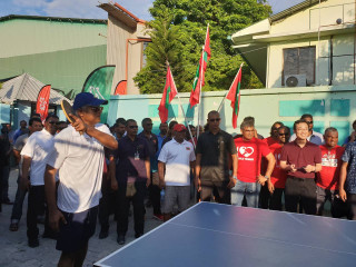 ރައީސް ސޯލިހު ޓޭބަލްޓެނިސް ކުޅުއްވަނީ