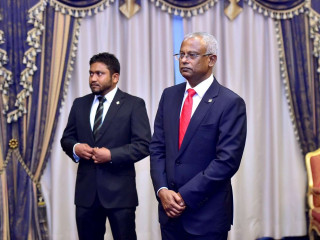 ޗީފް އޮފް ސްޓާފް ޢަލީ ޒާހިރު ރައީސް ސޯލިހްއާ އެކު