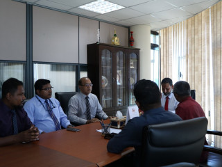މިނިސްޓަރް އޮފް ހޯމް އެފެއާސް އިމްރާން އަބްދުﷲ މިޑިއާ ކައުންސިލާއި ބައްދަލު ކުރެއްވަނީ