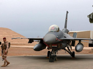 ދައީޝްއަށް އަމާޒުކޮށް، އިރާގުން ސީރިއާއަށް ވައިގެ ހަމަލާ ދޭން ފަށައިފި