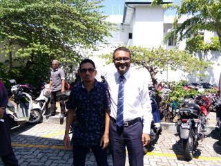 މުހުތާޒްގެ ޝަރީއަތަށްފަހު މެޖިސްޓްރޭޓް ނިހާނާއެކު