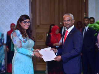 މަޖިލީހުން އިސްތިއުފާ ދެއްވި މާރިޔާ (ވ) ޑިފެންސް މިނިސްޓަރކަމުގެ ފަތްކޮޅާއި ހަވާލުވެވަޑައިގަންނަވަނީ