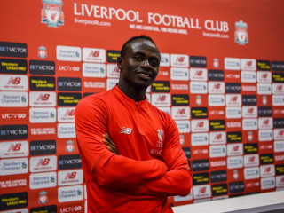 އެފްރިކާގެ އެންމެ މޮޅު ކުޅުންތެރިޔަކަށް ލިވަރޕޫލްގެ މާނޭ