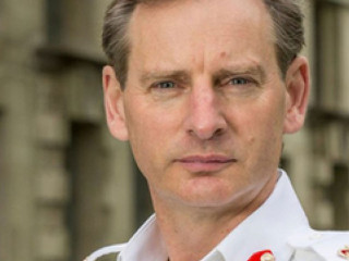 އިނގިރޭސިވިލާތުގެ ސިފައިންގެ ވެރިޔާ ޖެނެރަލް މާކް ކާލްޓަން-ސްމިތް