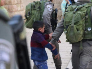 އިޒްރޭލުގެ ސިފައިންގެ ބޮޑު ފައުޖަކުން ފަލަސްތީނުގެ ކުޑަކުއްޖަކު ހައްޔަރު ކޮށްފި