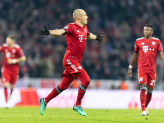 ލަނޑު ޖެހުމަށްފަހު ބަޔާންގެ ރޮބެން އުފާ ފާޅުކުރަނީ