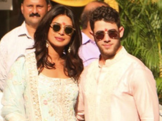 ޕްރިޔަންކާ ޗޯޕްޅާ އާއި ނިކް ޖޯނަސް