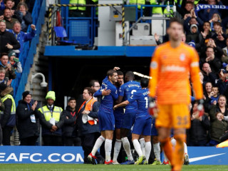 ޗެލްސީ ކުޅުންތެރިން ލަނޑު ޖެހުމަށްފަހު އުފާފާޅުކުރަނީ