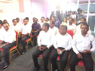 ޕީޕީއެމް އޮފީހުގައި ބޭއްވި ރަސްމިއްޔަތުގައި އެ ޕާޓީގެ މަޖިލިސް މެމްބަރުން