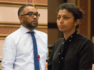 ގަލޮޅު އުތުރު ދާއިރާގެ މެމްބަރު އީވާ އަބްދުﷲ (ކ) އަދި ކެލާ ދާއިރާގެ މެމްބަރު އަލީ އާރިފު