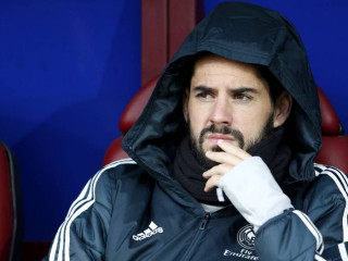 ރެއާލްއަށް ކުޅެމުން އަންނަ އިސްކޯ