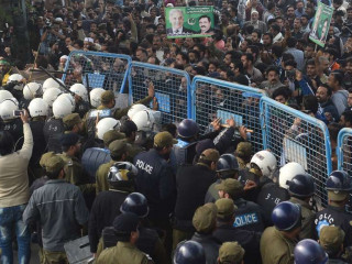 ޕާކިސްތާނުގައި ކުރި މުޒާހަރާތަކުގެ ތެރެއިން