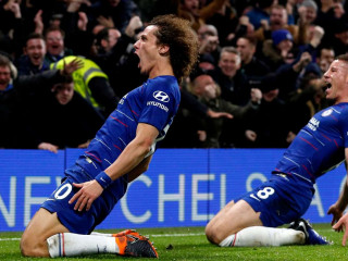 މޮޅުވި ލަނޑު ޖެހުމަށް ފަހު ޗެލްސީގެ ޑޭވިޑް ލުއިޒް އުފާ ފާޅުކުރަނީ