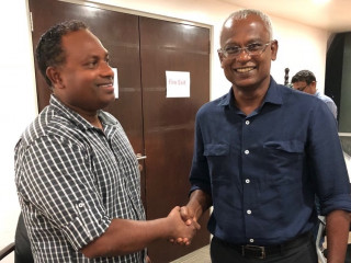 ފަޔާޒް (ވ) ރައީސް ސޯލިހާއިއެކު